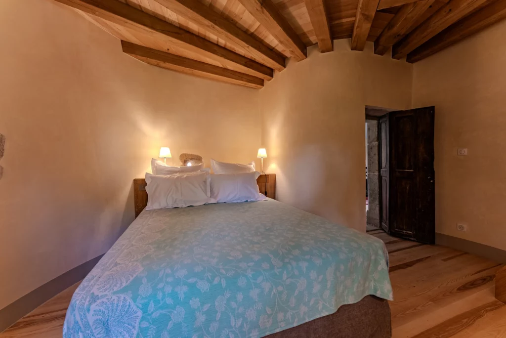 gîtes en drôme - Château de Vachères